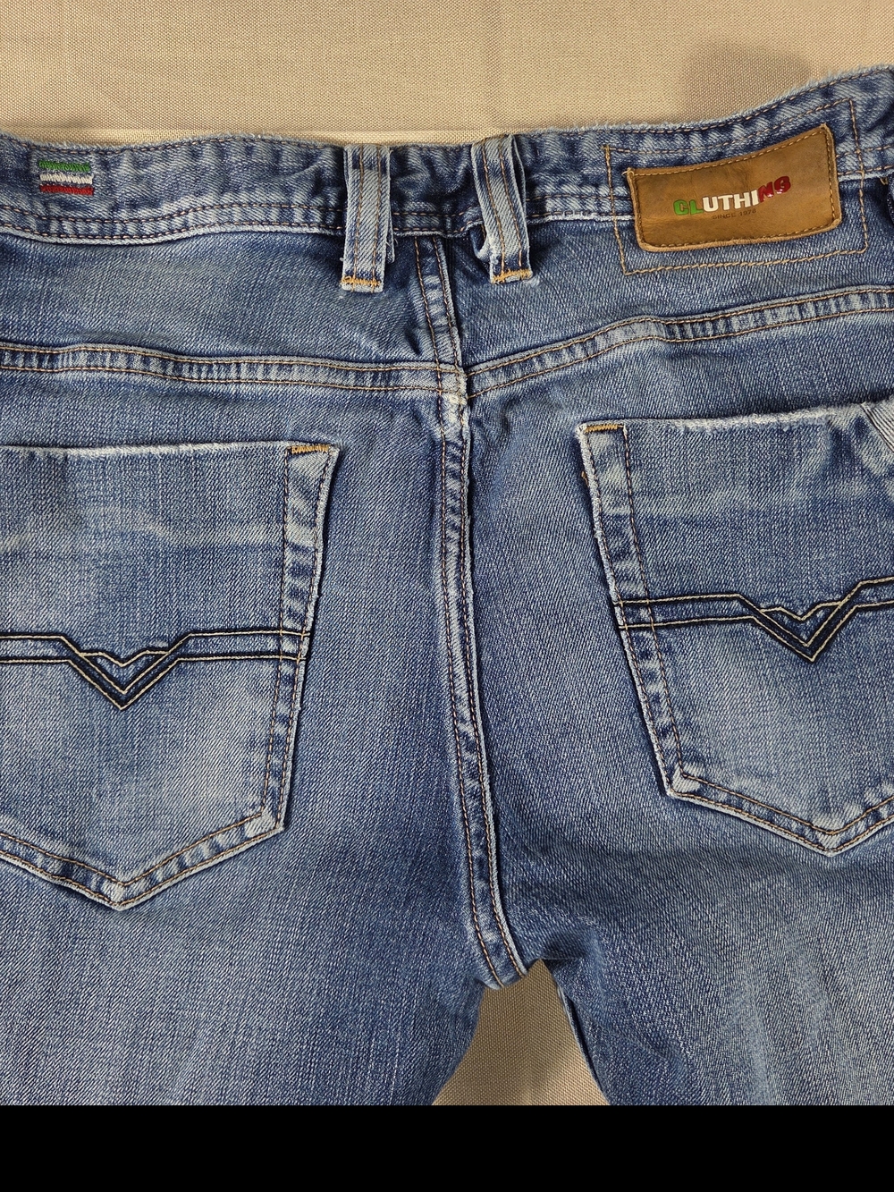 Diesel Brave Distressed Light Wash Jeans Mens 32